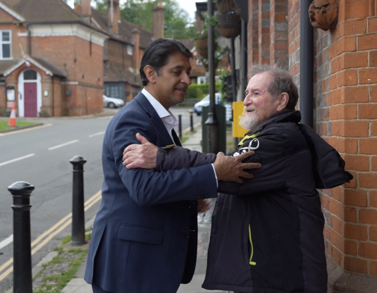 Voter hug Haslemere (Public) (Campaign) (Places)