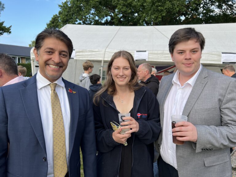 Young supporters Haslemere (Public)
